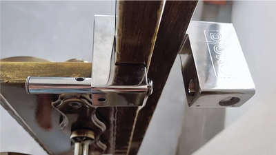 Art.833 Armoured Padlock